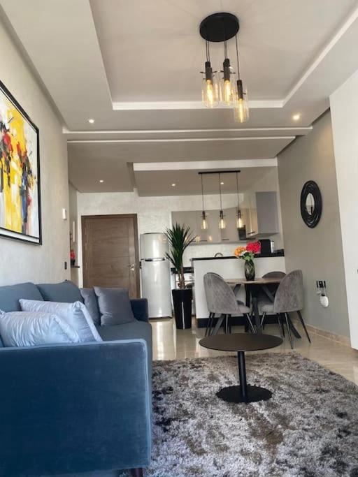 Appartement De Luxe ,Piscine,Parking,Terrasse Agadir Dış mekan fotoğraf
