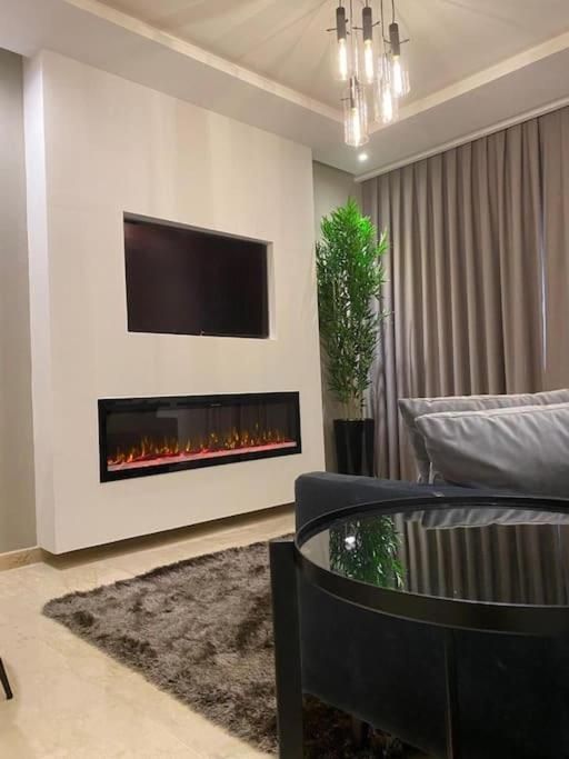 Appartement De Luxe ,Piscine,Parking,Terrasse Agadir Dış mekan fotoğraf