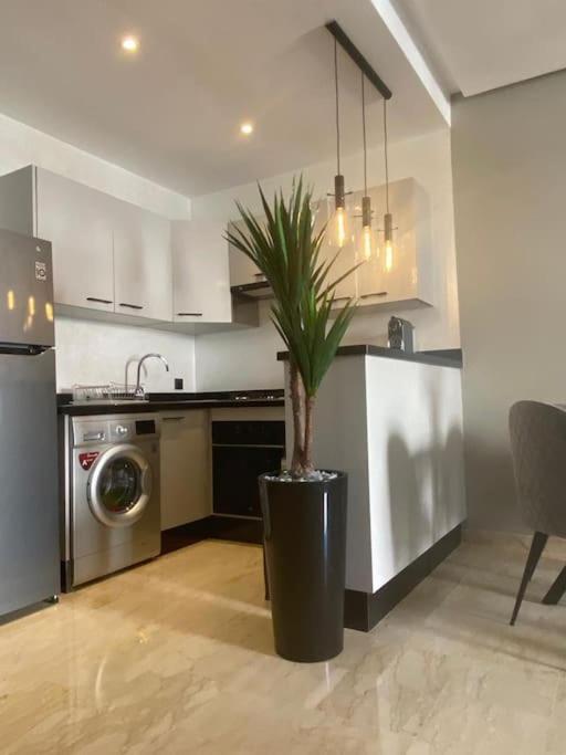 Appartement De Luxe ,Piscine,Parking,Terrasse Agadir Dış mekan fotoğraf
